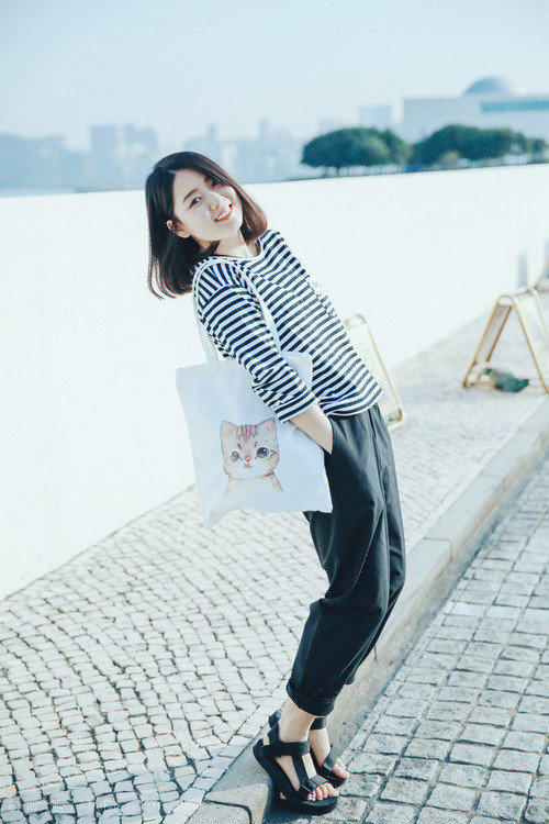 “定向越野：东部新区赛场上演极限徒步挑战”